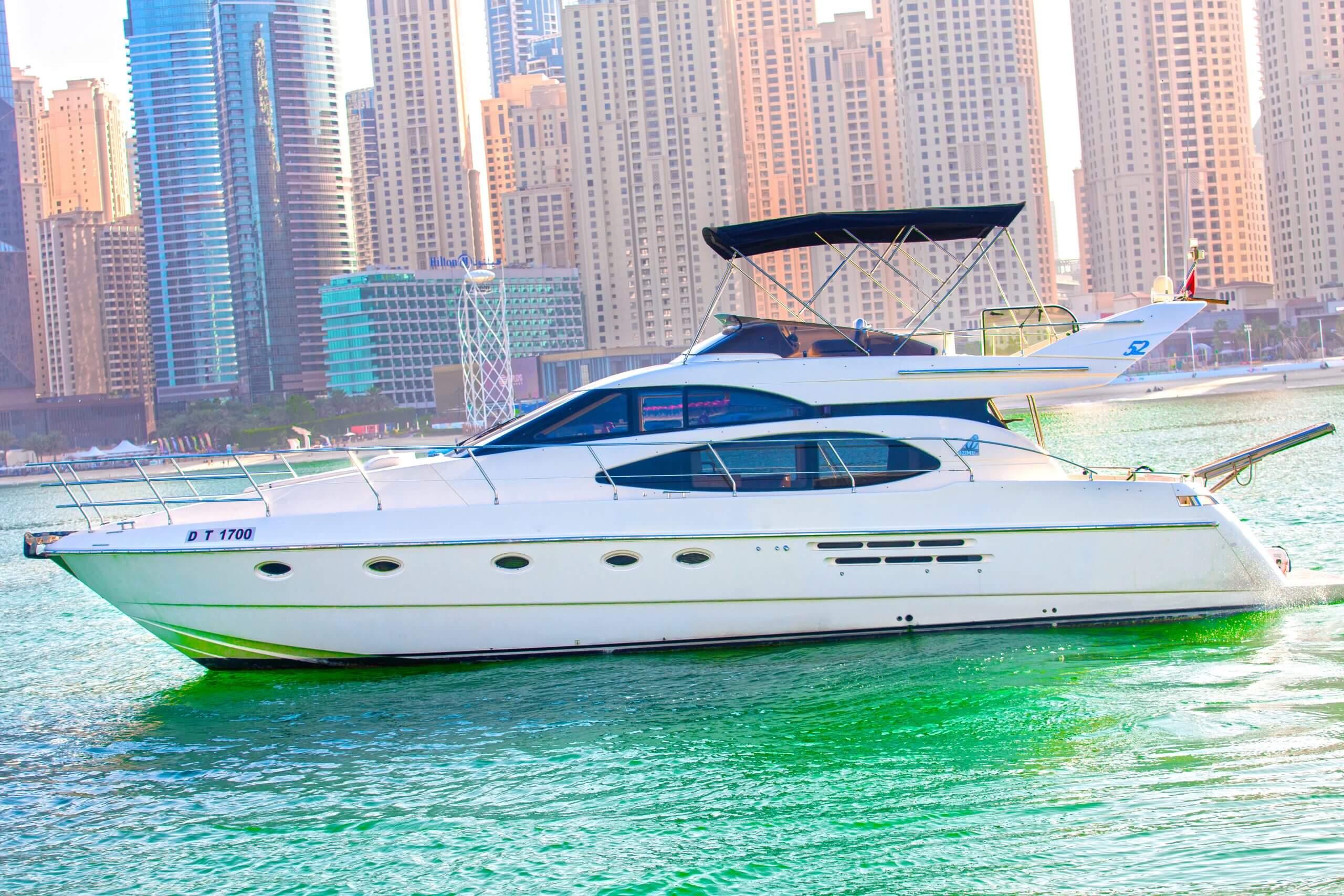 52FT (6-Hour cruise 22,000AED)