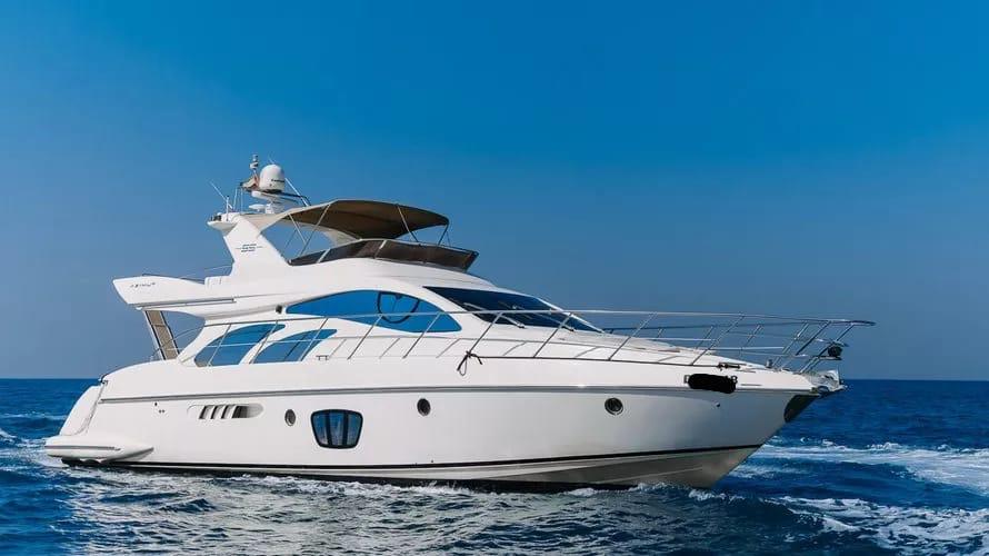 55FT AZIMUT (6-Hour cruise 35,000AED)