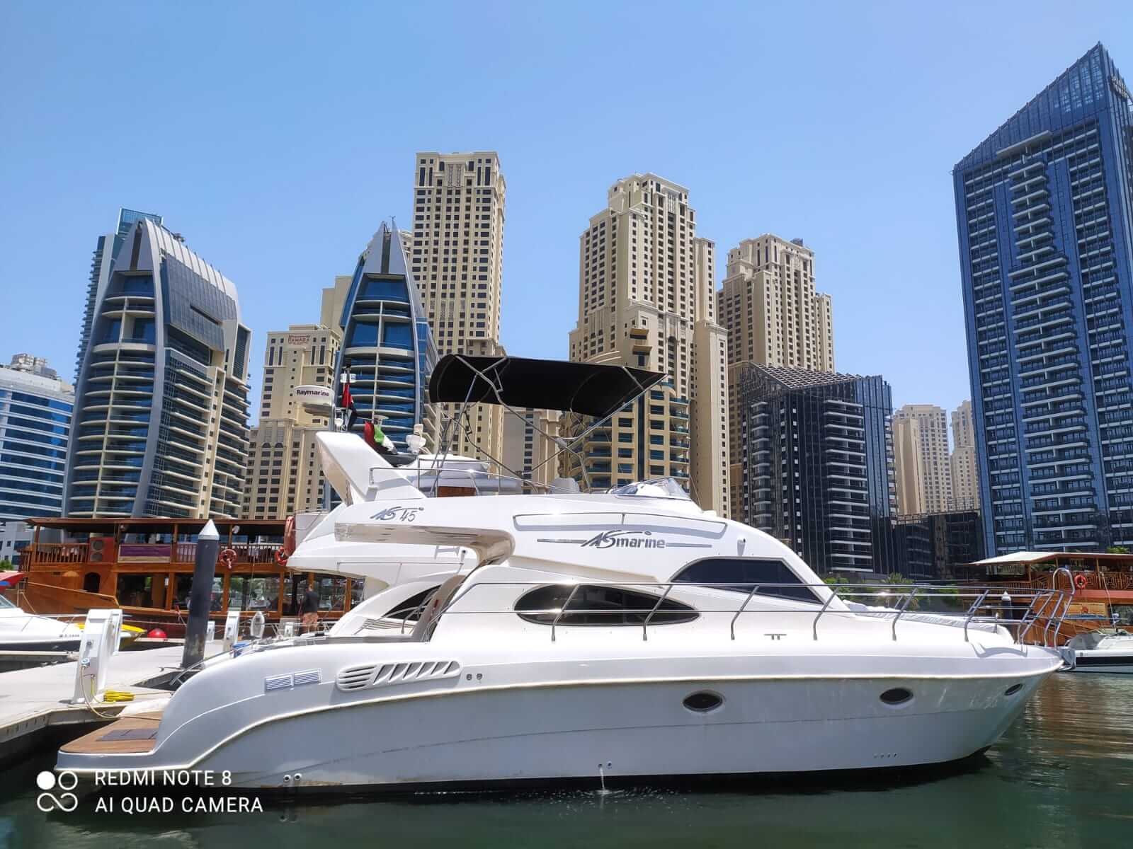 45FT (6-Hour cruise 27,000AED)