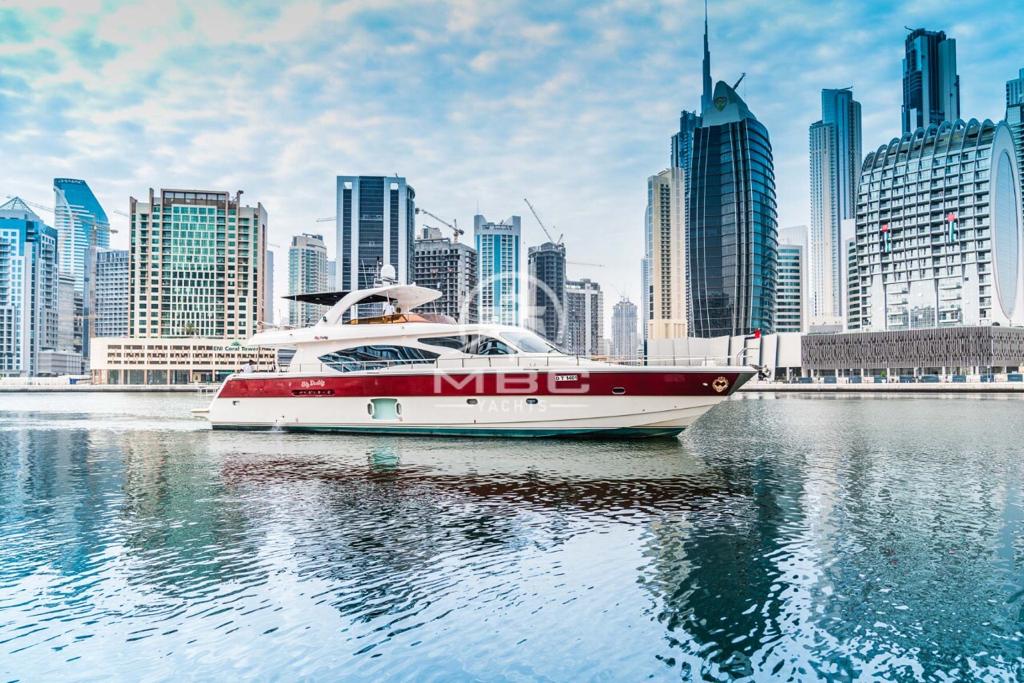90FT (6-Hour cruise 85,000AED)